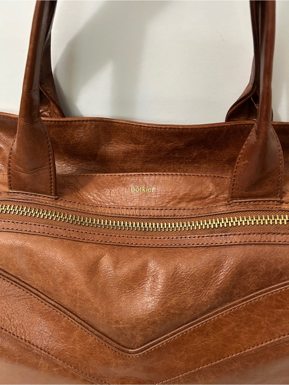 Botkier - Legacy Satchel - Leather with Gold Hardware - Picture 2 of 16